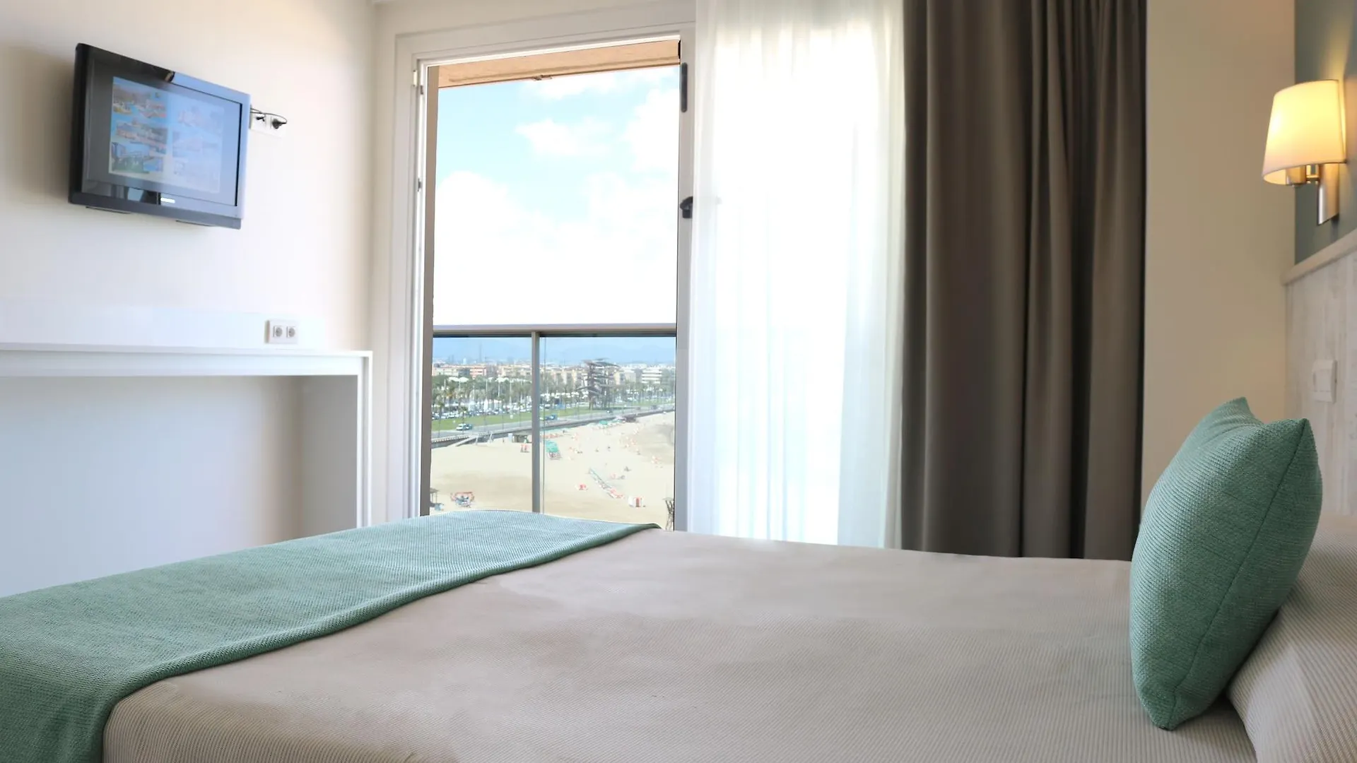 Golden Donaire Beach La Pineda 4*,  Spanien