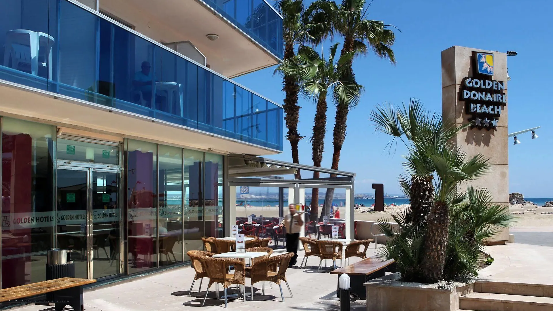 Golden Donaire Beach ラ・ピネーダ